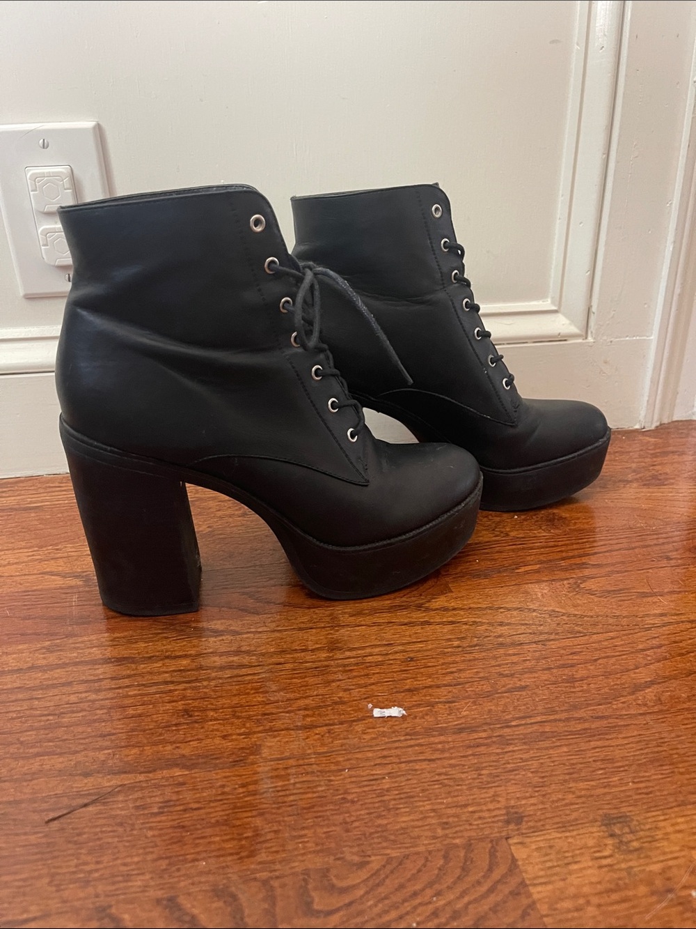 Women's Black Platform Lace-Up Ankle Boots